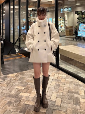 「アイテム（ステンカラーコート）」を使った、sakikaさん（レディース・163cm）の秋コーディネート