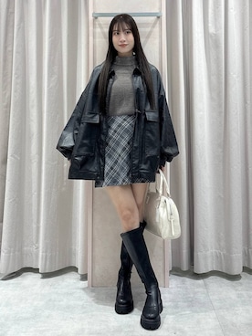 「アイテム（チャーム）」を使った、sakikaさん（レディース・163cm）の冬コーディネート