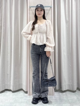 「Heather（ヘザー）のアイテム（バッグ）」を使った、sakikaさん（レディース・163cm）の春コーディネート