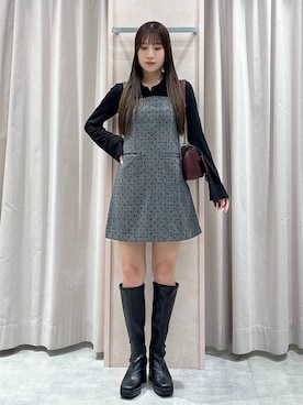 「アイテム（ジャンパースカート）」を使った、sakikaさん（レディース・163cm）の秋コーディネート