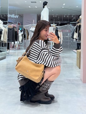 「Heather（ヘザー）のアイテム（ショルダーバッグ）」を使った、sakikaさん（レディース・163cm）の秋コーディネート