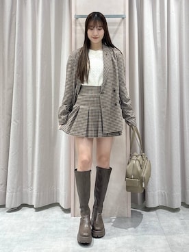 「アイテム（ボストンバッグ）」を使った、sakikaさん（レディース・163cm・20代）の秋コーディネート