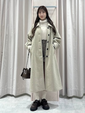 「アイテム（ステンカラーコート）」を使った、sakikaさん（レディース・163cm・20代）の秋コーディネート