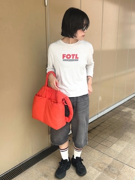 「GLOBAL WORK（グローバルワーク）の撥水パフ２ＷＡＹトート/151751（トートバッグ、オレンジ系）」を使った、ｋａｋｋｏさん（レディース・164cm）の秋コーディネート