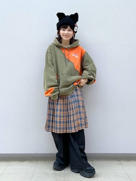 「PBLIM（ページボーイリム）のアイテム（スカート）」を使った、さ や こさん（レディース・155cm）の秋コーディネート