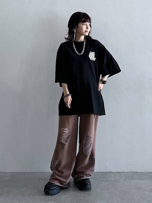 セール】【UNISEX/2サイズ展開】モンスターダメージスウェット
