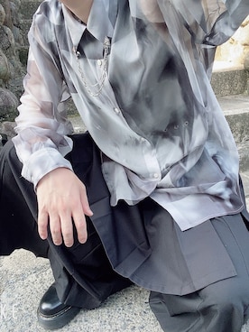 「アイテム（ブローチ/コサージュ）」を使った、えーた。さん（メンズ・171cm）の秋コーディネート