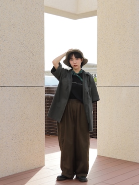 「UNIQLO（ユニクロ）のアイテム（Tシャツ/カットソー、ブラック系）」を使った、zoeeeさん（レディース・155cm）の夏コーディネート