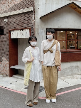 「ZARA（ザラ）のアイテム（シャツ/ブラウス、ベージュ系）」を使った、zoeeeさん（レディース・155cm）の秋コーディネート