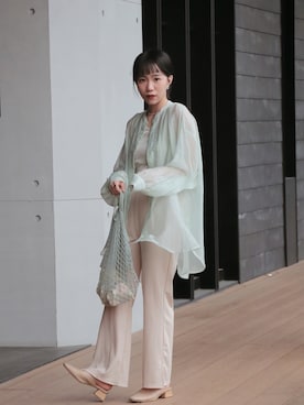 「IKEA（イケア）のアイテム（クラッチバッグ、グリーン系）」を使った、zoeeeさん（レディース・155cm）の秋コーディネート