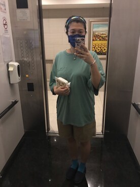 「TOPSHOP（トップショップ）のアイテム（Tシャツ/カットソー）」を使った、Ginty Huangさん（レディース・166cm）の夏コーディネート