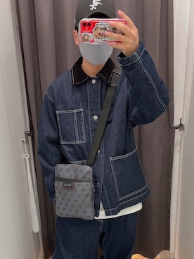 「Guess（ゲス）のアイテム（バッグ）」を使った、ボブちゃんちんさん（メンズ・165cm）の春コーディネート