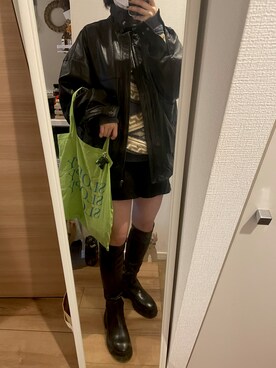 「ショートヘア」｜「アイテム（ライダースジャケット）」を使った、yuiさん（レディース・155cm）の冬コーディネート