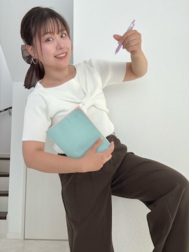 「moment+（モーメントプラス）のアイテム（ニット/セーター）」を使った、natsumi  パーソナルカラーさん（レディース・156cm）の秋コーディネート