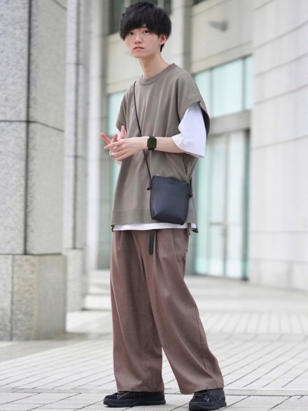 その他のベスト、その他のベスト、その他のベストを着用したメンズの夏コーディネートの1枚目の写真