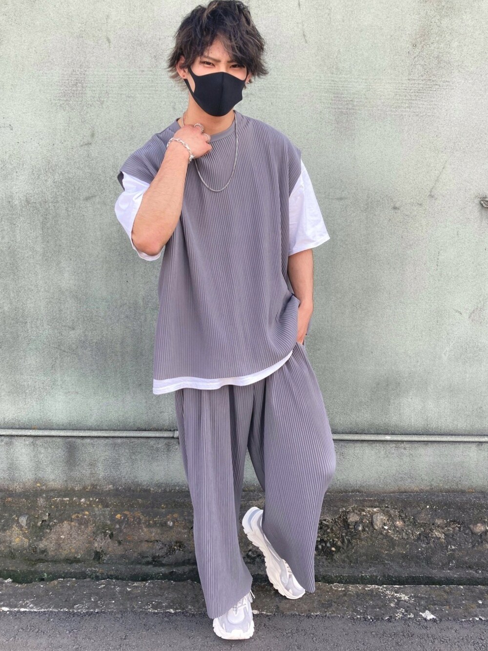 c-boy style ヴィンテージ リネン混ベスト × Old FILAコーデ c-boy style ヴィンテージ リネン混ベスト × Old FILAコーデ