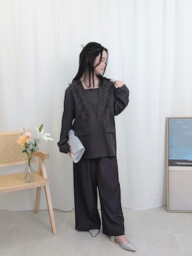 「Kana（カナ）のチュールフリル ジャケット ワイドパンツ 2点セット パーティー ドレス 結婚式 お呼ばれ オケージョン（パンツドレス、ブラウン系）」を使った、kana_staffさん（レディース・157cm）の春コーディネート