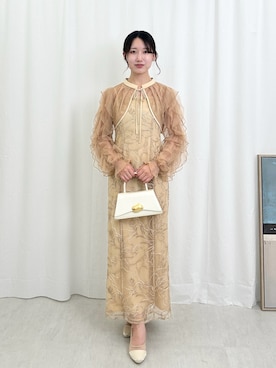 「Kana（カナ）の刺繍レースボリュームIラインドレスセットアップ（ドレス、ベージュ系）」を使った、kana_staffさん（レディース・170cm）の夏コーディネート