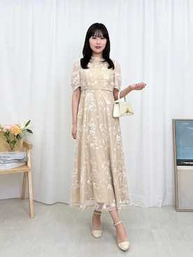 「Kana（カナ）の刺繍レースアメスリボリューム袖フィットアンドフレアワンピース パーティー 結婚式 お呼ばれ オケージョン（ドレス、イエロー系）」を使った、kana_staffさん（レディース・170cm）の夏コーディネート
