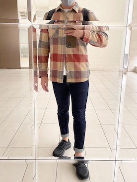 「アイテム（スニーカー）」を使った、タニタクさん（メンズ・180cm・30代）の秋コーディネート