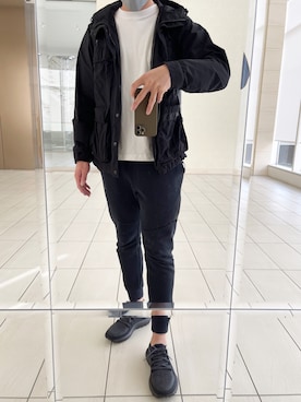 「WOOLRICH（ウールリッチ）のアイテム（マウンテンパーカー）」を使った、タニタクさん（メンズ・180cm）の秋コーディネート