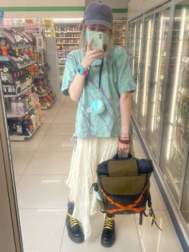 「CHROME（クローム）のアイテム（バックパック/リュック）」を使った、IZMさん（レディース・165cm）の夏コーディネート