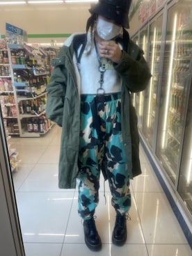 「Confirm（コンファーム）のアイテム（モッズコート）」を使った、IZMさん（レディース・165cm）の冬コーディネート