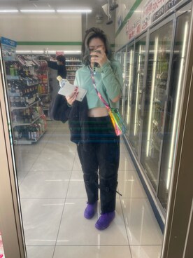 「Right-on（ライトオン）のアイテム（MA-1）」を使った、IZMさん（レディース・165cm）の秋コーディネート