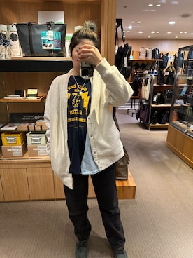 「sevens（セブンズ）のアイテム」を使った、IZMさん（レディース・165cm）の春コーディネート