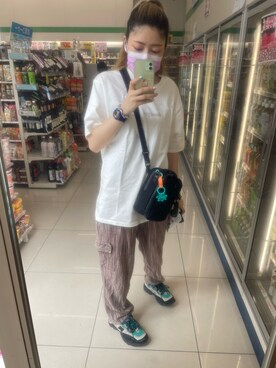 「BLACK EMBER（ブラックエンバー）のアイテム」を使った、IZMさん（レディース・165cm）の夏コーディネート