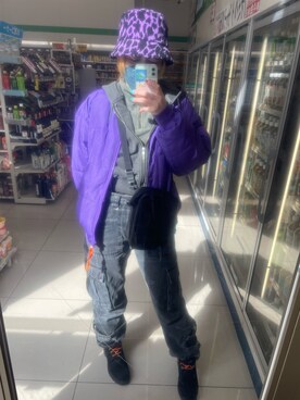 「BLACK EMBER（ブラックエンバー）のアイテム」を使った、IZMさん（レディース・165cm）の冬コーディネート