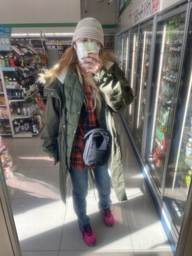 「BLACK EMBER（ブラックエンバー）のアイテム」を使った、IZMさん（レディース・165cm）の秋コーディネート