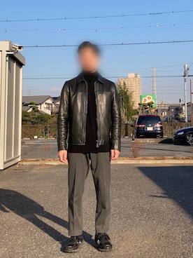 「アイテム（スラックス）」を使った、天パが息子と娘に遺伝しました。さん（メンズ・167cm・30代）の冬コーディネート