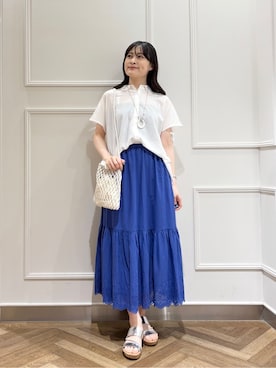 「SHOO・LA・RUE（シューラルー）の【S-LL/ひんやり】後ろ姿も抜かりなく インせず着られる バックギャザーシャツ（シャツ/ブラウス、ホワイト系）」を使った、バタコさんの春コーディネート