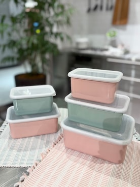 「アイテム（ランチョンマット/テーブルウェア）」を使った、バタコさん（レディース・165cm）の春コーディネート