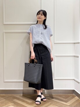 「SHOO・LA・RUE（シューラルー）の【洗える/S-LL】涼やかで好印象 サッカーブラウス（シャツ/ブラウス、ブルー系）」を使った、バタコさんの夏コーディネート