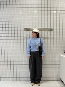「SENSE OF PLACE by URBAN RESEARCH(センスオブプレイスバイアーバンリサーチ)の『洗濯可』シャギーフラッフィーセーター(ニット/セーター、ブルー系)」を使った、fyueeさん(レディース・157cm)の秋コーディネート