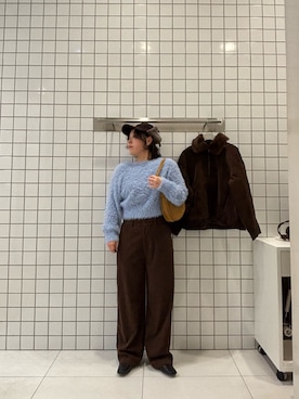 「SMELLY(スメリー)のコーデュロイフライトキャップ(キャップ、ブラウン系)」を使った、fyueeさん(レディース・157cm)の秋コーディネート