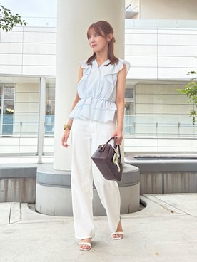 「NATURAL BEAUTY BASIC（ナチュラルビューティーベーシック）の【山本里菜さんコラボ】ラッフル楊柳ペプラムブラウス（シャツ/ブラウス、ブルー系）」を使った、miyu🌷さん（レディース・160cm）の夏コーディネート