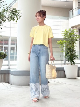 「NATURAL BEAUTY BASIC（ナチュラルビューティーベーシック）の＜CanCam.jp掲載＞ヘムレースワイドデニム（デニムパンツ、ブルー系）」を使った、miyu🌷さん（レディース・160cm）の夏コーディネート