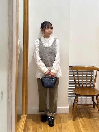 「URBAN RESEARCH DOORS(アーバンリサーチドアーズ)のTストラップローファー(ローファー)」を使った、Miaさん(レディース・153cm)の秋コーディネート