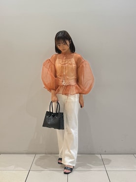 「URBAN RESEARCH（アーバンリサーチ）のキュプラサテンカップ付きキャミソール（キャミソール、ホワイト系）」を使った、Miaさん（レディース・153cm）の夏コーディネート
