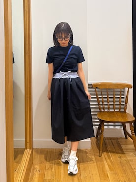 「EKAL（エカル）の『UR TECH DRYLUXE』ハイツイストワイドバミューダパンツ（その他パンツ、ブルー系）」を使った、Miaさん（レディース・153cm）の夏コーディネート
