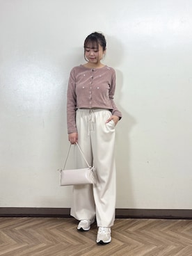 「PROPORTION BODY DRESSING(プロポーションボディドレッシング)の<加藤栞さん着用><a>フリルイージーパンツ / 1216230002(その他パンツ、ホワイト系)」を使った、165cmpbdさん(レディース・165cm)の秋コーディネート