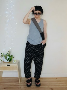 「Ray-Ban（レイバン）のアイテム」を使った、アチコント achicontoさん（メンズ・162cm）の夏コーディネート