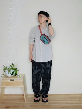 「SHAKA（シャカ）のアイテム」を使った、アチコント achicontoさん（メンズ・162cm）の秋コーディネート