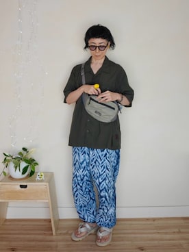 「SHAKA（シャカ）のアイテム」を使った、アチコント achicontoさん（メンズ・162cm）の秋コーディネート