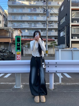 「アイテム（スマホケース/カバー）」を使った、dalbyeol00さん（レディース・160cm）の秋コーディネート