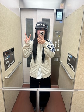 「アイテム（ジャージ）」を使った、dalbyeol00さん（レディース・160cm）の秋コーディネート