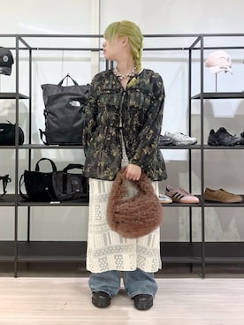 「ROSE BUD（ローズバッド）のアイテム（アクセサリー）」を使った、𝗙𝘂𝗸𝗮さん（レディース・158cm）の春コーディネート